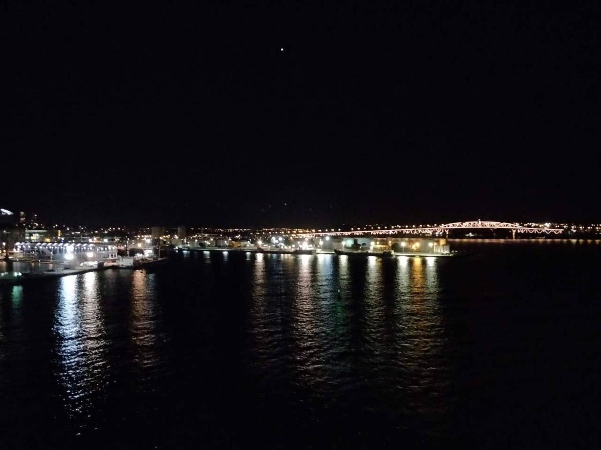 Qv Waterfront Apt With Ac Wifi And Parking Auckland Exterior foto